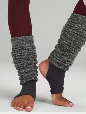 Lululemon Merino Wool Find Your Balance Leg Warmer Grey NEW Medium Large
